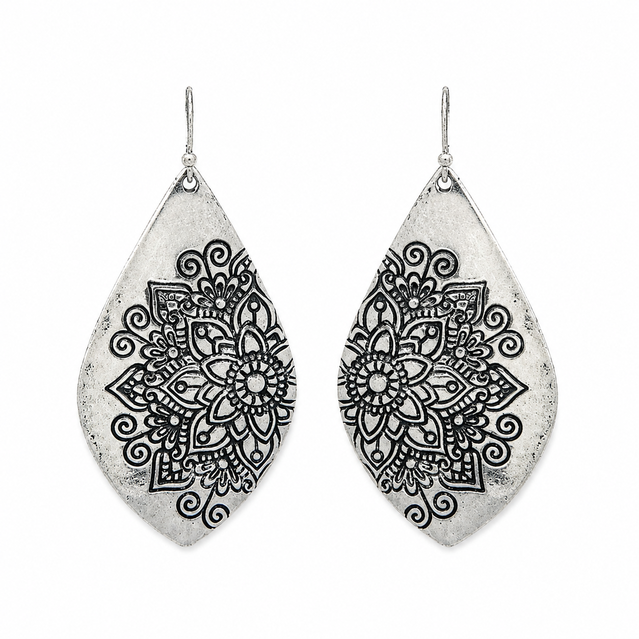 Pendientes de plata con grabado de mandala