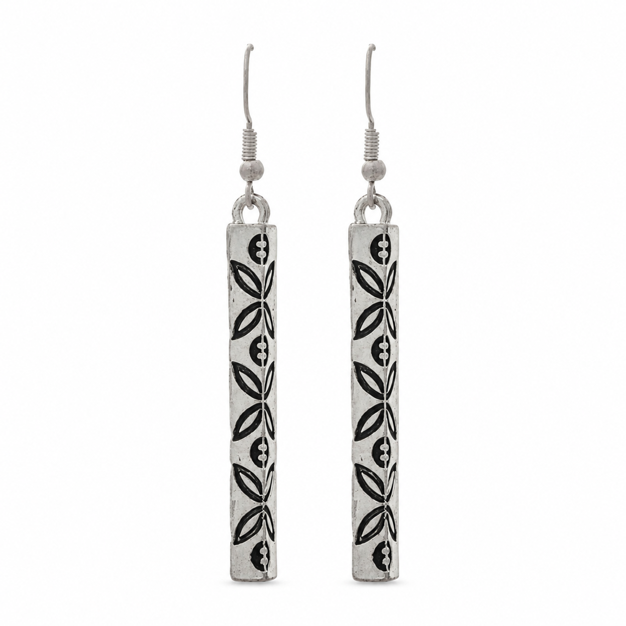 Pendientes de barra con grabado floral en plata